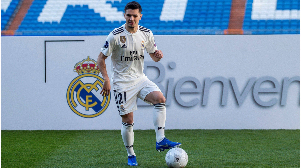 Real Madrid confirms the loan of Brahim to AC Milan for one season.