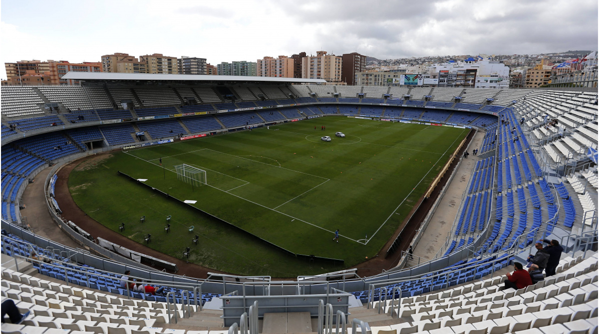 El CD Tenerife destituye a su entrenador López Garai tras el empate con el Cádiz CF