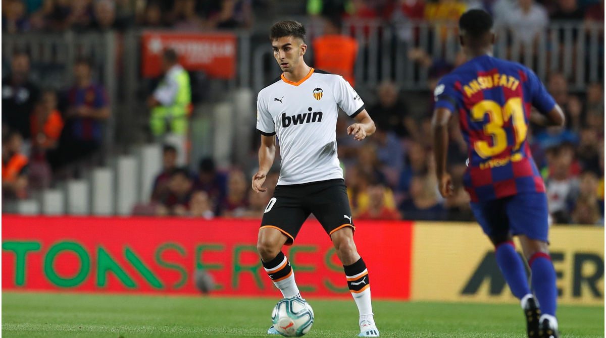 Ferran Torres, el más joven en cumplir 50 partidos de Liga con el Valencia CF