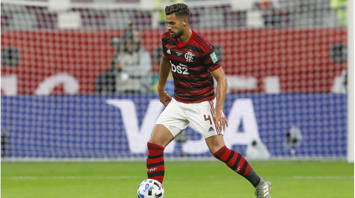 El Arsenal incorpora al central Marí cedido por el Flamengo con una opción de compra