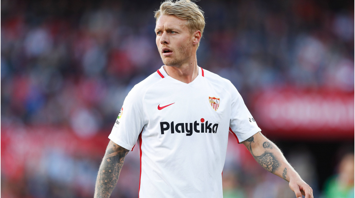 El Sevilla FC anuncia su baja número 19: el danés Simon Kjaer sale prestado al Atalanta