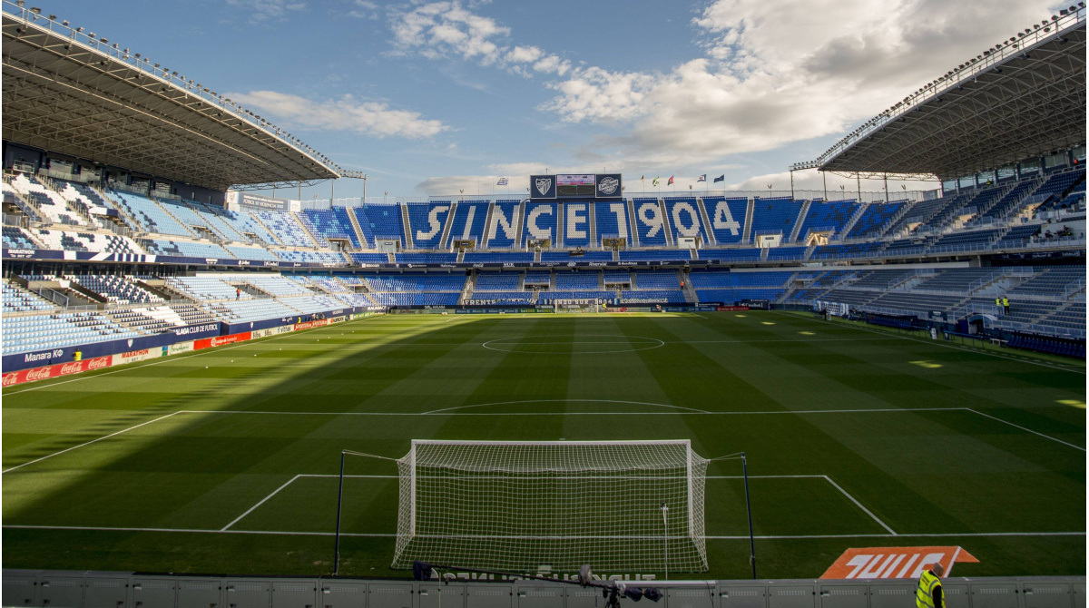El Málaga CF culpa al Argel y a Federación Inglesa del retraso pases de dos fichajes