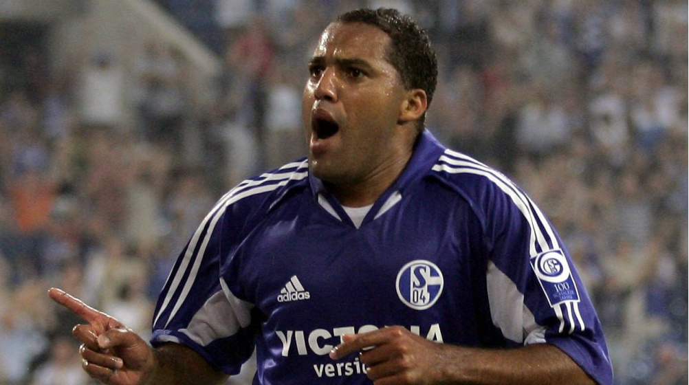 Aílton schießt Schalke zum Sieg, BVB scheitert an Genk: UI-Cup 04/05 komplett 