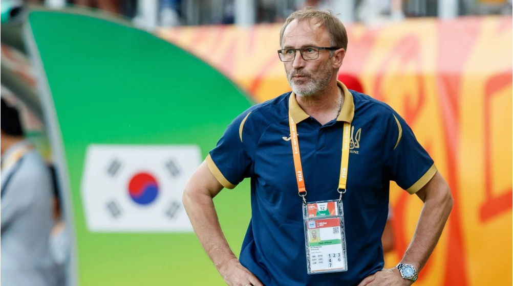 Александр Петраков отправлен в отставку с поста главного тренера Украины