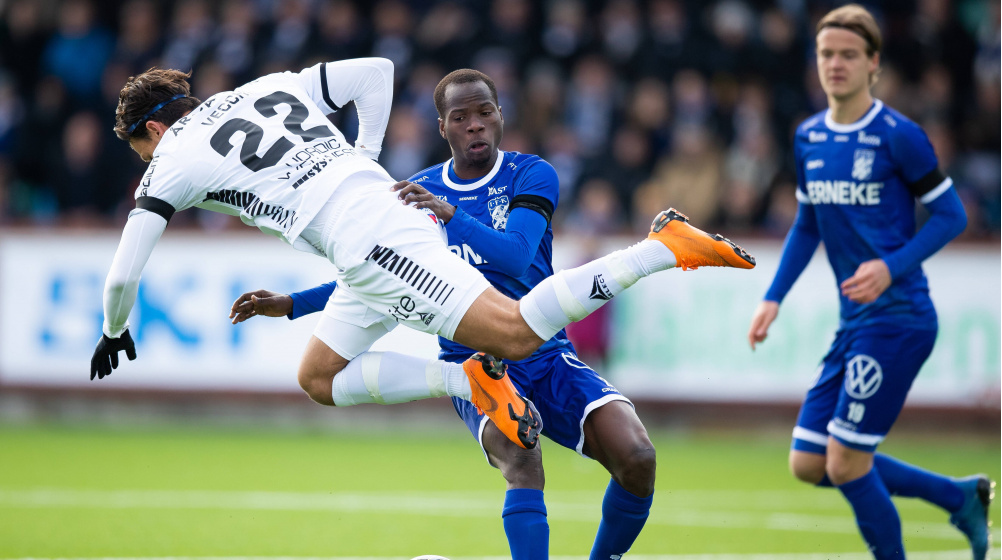 'Ajax zit achter Nigeriaans talent Yusuf van IFK Göteborg aan'