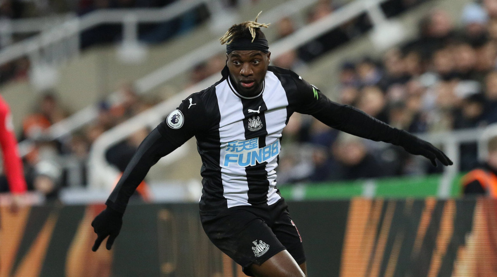 Saint-Maximin signs new Newcastle United contract - 