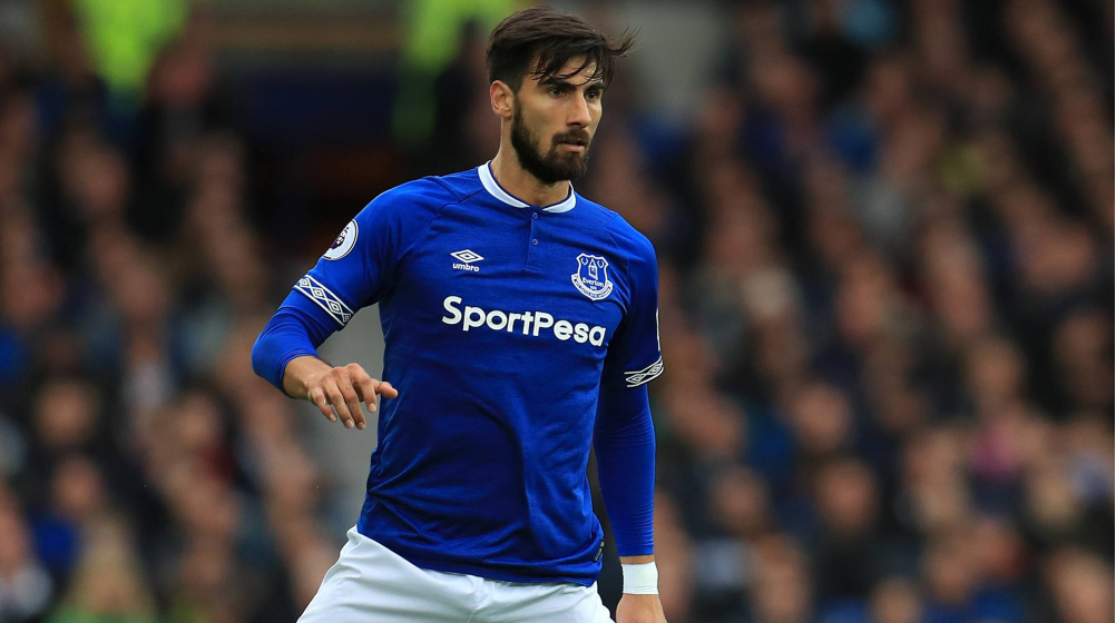 Everton’s Gomes underwent surgery successfully - surgeon suggests return in 6 to 12 months