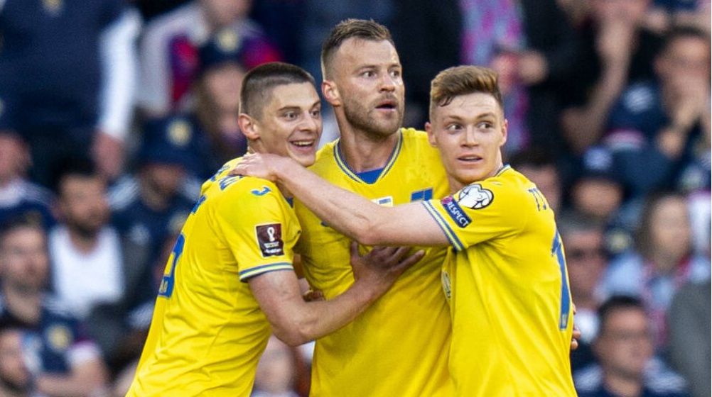 Ukraine wahrt Chance auf WM-Teilnahme: Nach Sieg gegen Schottland im Endspiel gegen Wales