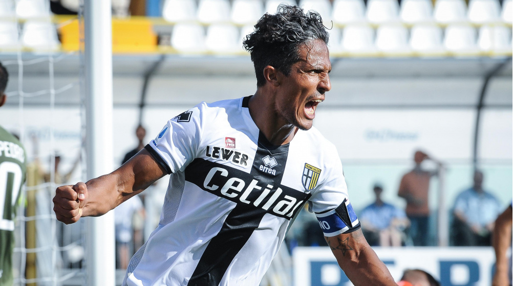 Kapitän Alves verlängert bei Parma Calcio: Leistungsträger mit 38