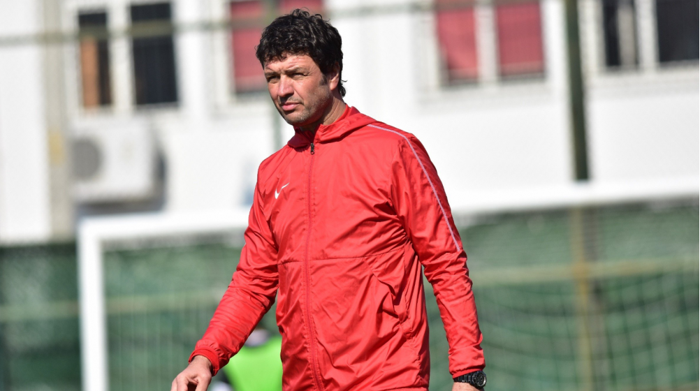 Manisa FK Teknik Direktörü Cihat Arslan: Önce sağlık, sonra lig