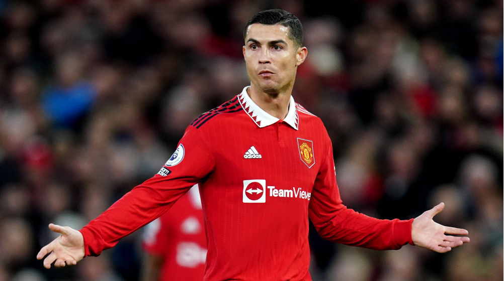 Manchester United anuncia saída de Ronaldo, que se torna no jogador livre mais valioso da atualidade