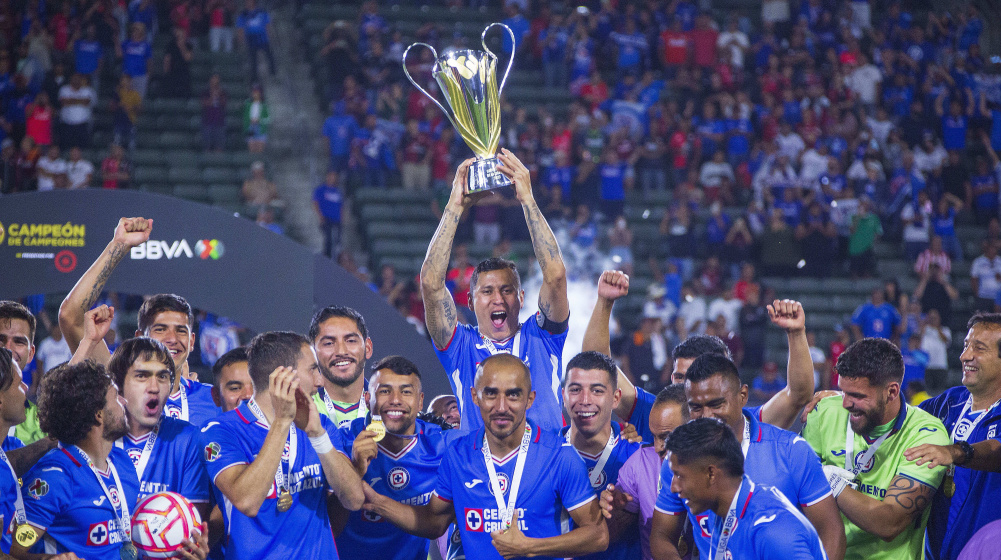 Cruz Azul vence al Atlas y se queda con la Supercopa de la Liga MX