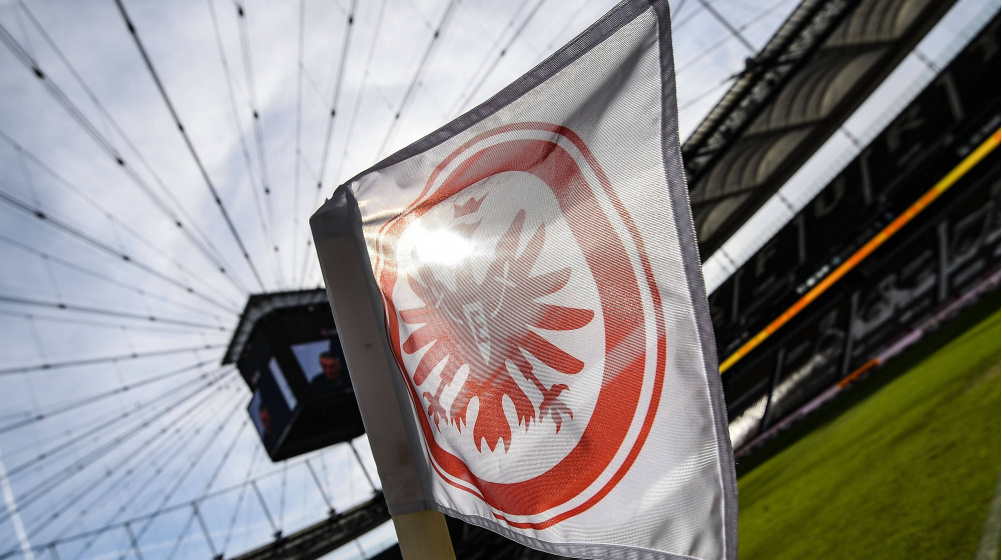 Eintracht Frankfurt verpflichtet Talent Nacho – Lizenzspielervertrag zum 18. Geburtstag