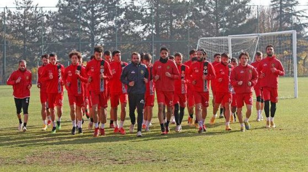 Eskişehirspor ligdeki ilk galibiyetini almak istiyor