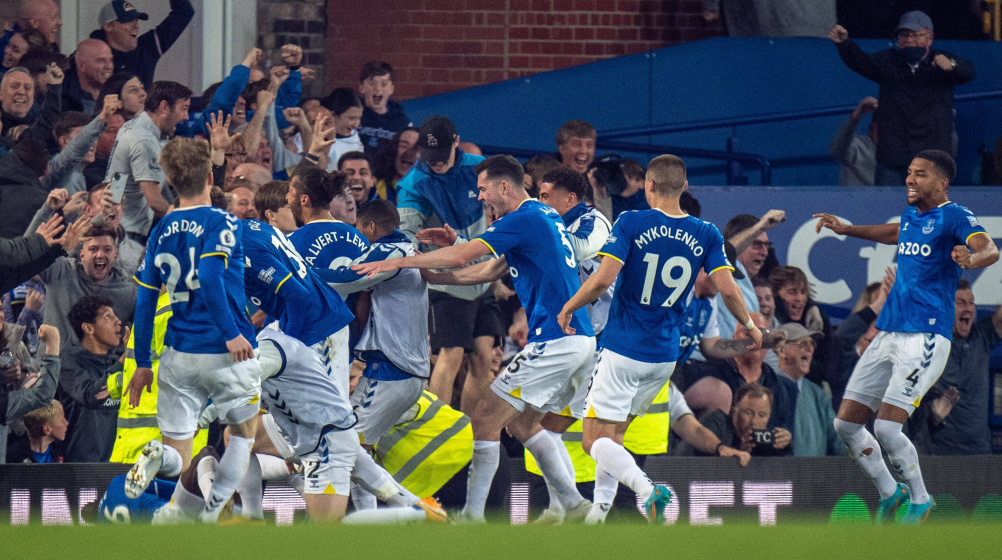 Premier League: FC Everton schafft Klassenerhalt – 0:2 gedreht
