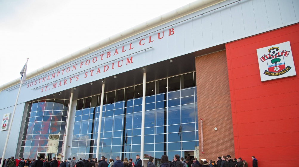 Empresário chinês compra 80% do clube inglês Southampton por 231 milhões de euros