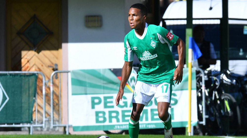 Werder Bremen verlängert Vertrag von Felix Agu