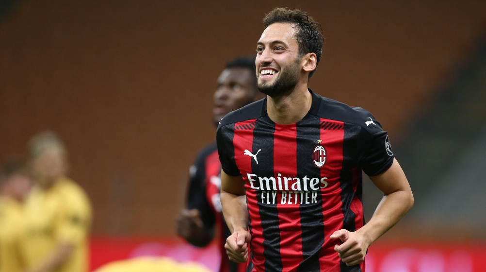 Manchester United interested in Hakan Calhanoglu - Milan contract expires