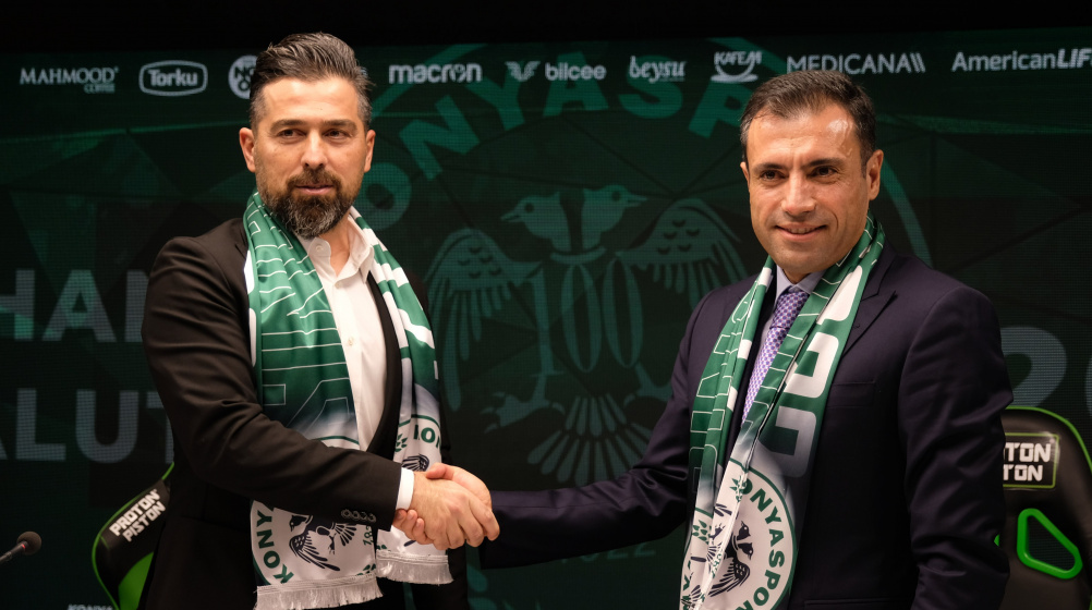 Konyaspor'da İlhan Palut sözleşmesini uzattı