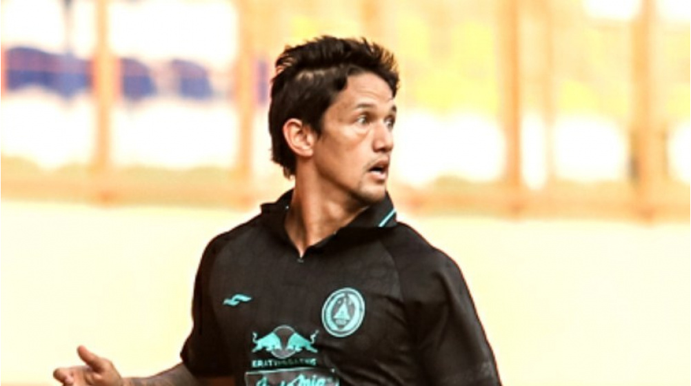 Berstatus Tanpa Klub, Irfan Bachdim Dirumorkan Ke Arema FC