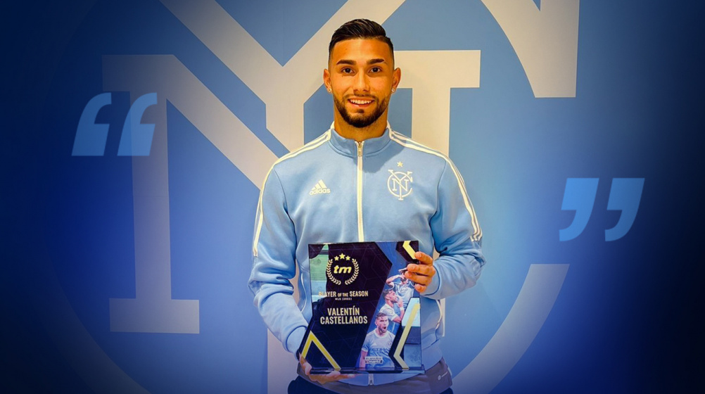 Taty Castellanos recibió el premio al mejor jugador de la temporada de Transfermarkt