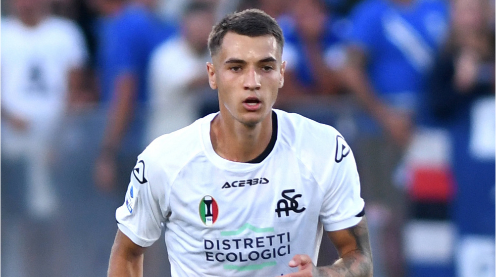 Arsenal sign Spezia talent Kiwior - and take tranfer spending for 22/23 to over €180m