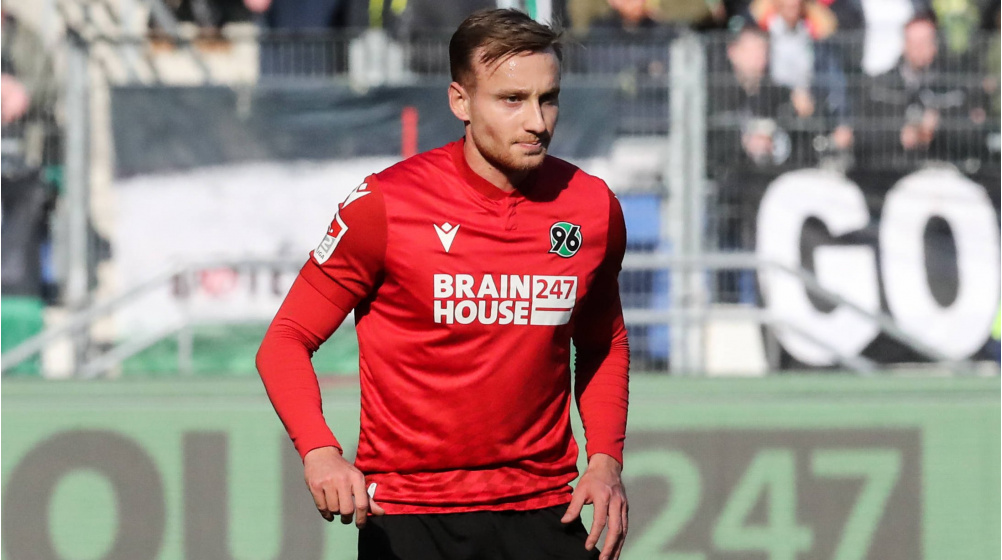 Hannover 96 verlängert Vertrag von Jannik Dehm