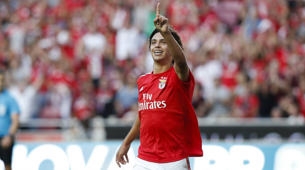 Benfica vence na estreia de João Félix a titular e isola-se na liderança da I Liga