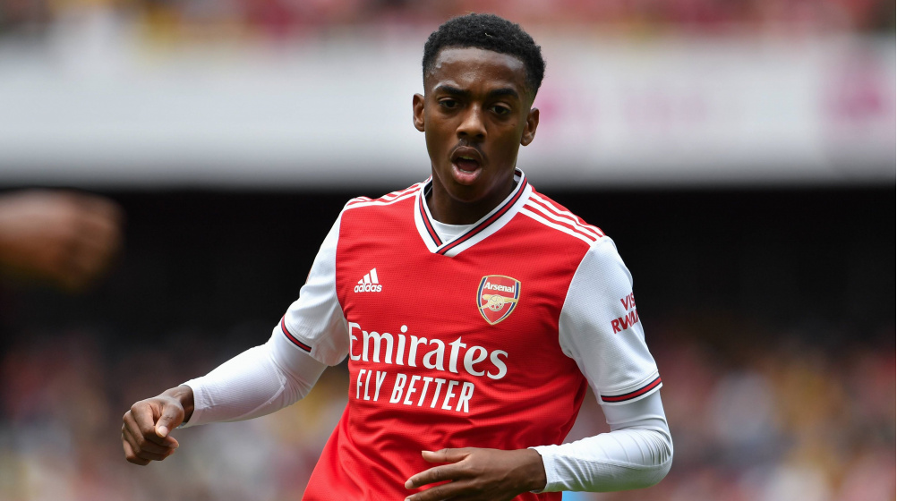 Arsenal's Willock signs new long-term deal - market value up by 67%