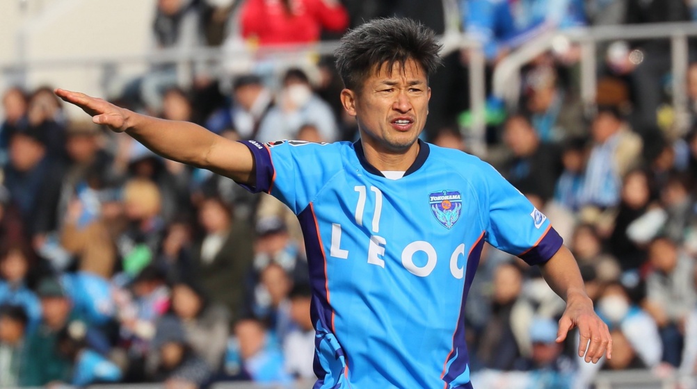 Ältester Fußballprofi der Welt: „King Kazu“ verlängert Vertrag beim Yokohama FC