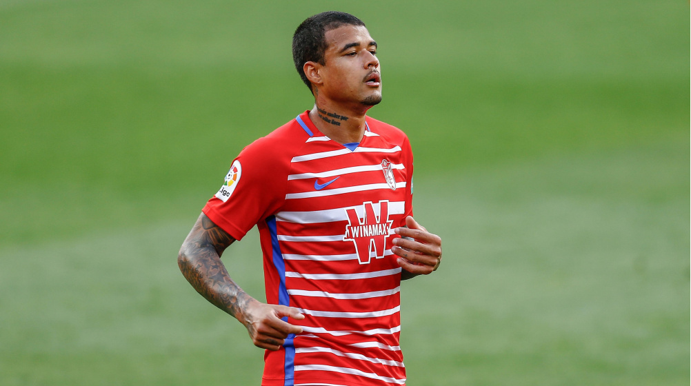 Fifth loan: Chelsea's Kenedy headed to Brazil - Contract in London extended