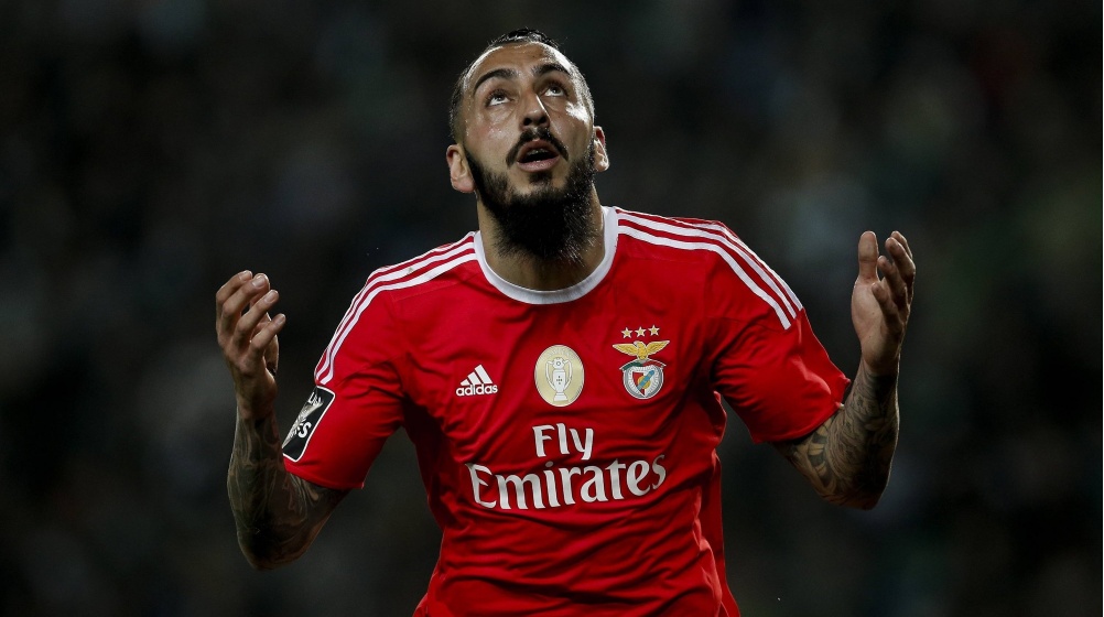  Benfica não facilita, goleia Leixões e volta às ‘meias’