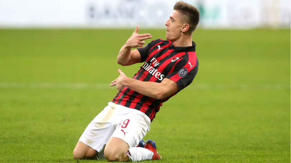 Liga włoska - gol Piątka w remisowym meczu Milanu w Rzymie