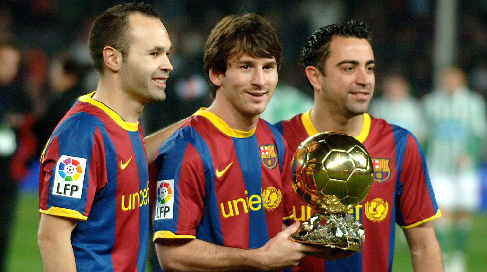 Messi y Xavi, futbolistas con más partidos jugados con Andrés Iniesta