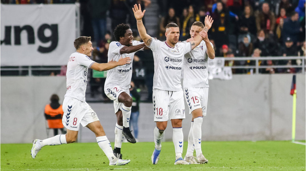 Podolski will offenbar weitermachen – Vergleich zwischen Górnik Zabrze & Köln