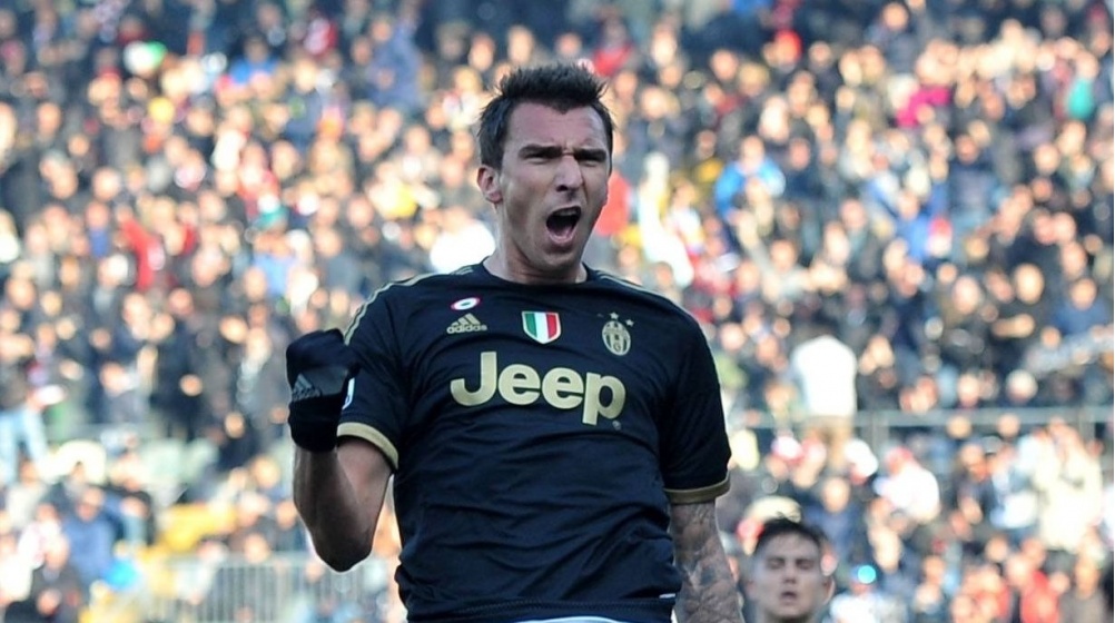 Liga włoska - Juventus nie do zatrzymania, czyste konto Szczęsnego