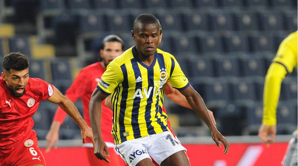 Fenerbahçe, Samatta'yı Antwerp'e kiralıyor