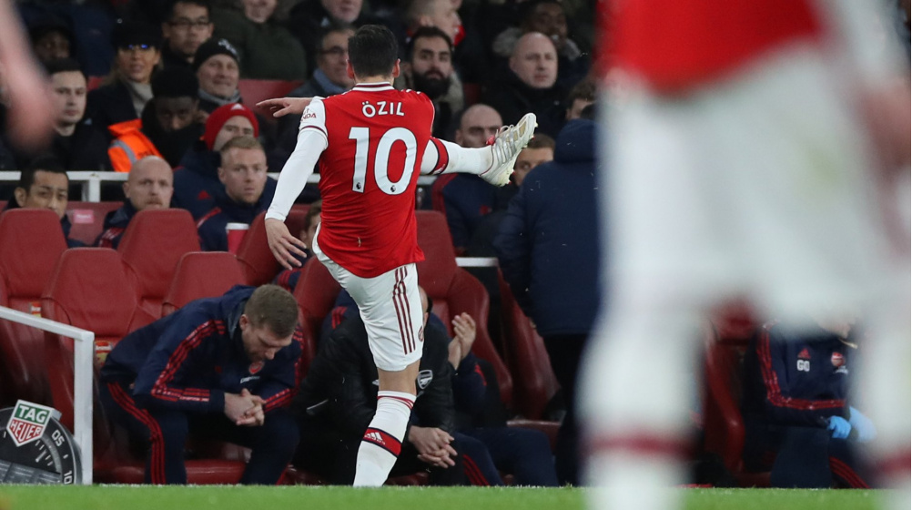 Özil tinggalkan Arsenal dan gabung Fenerbahce - Gunners tetap bayar gaji