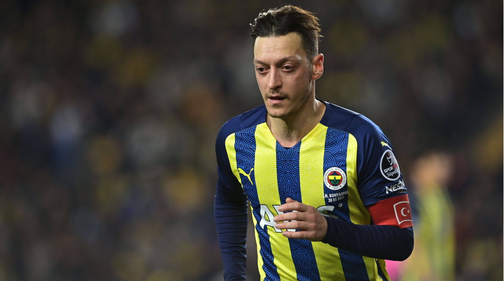 Fenerbahçe'de 'forma adaleti tartışması' kadro dışı kararlarını getirdi