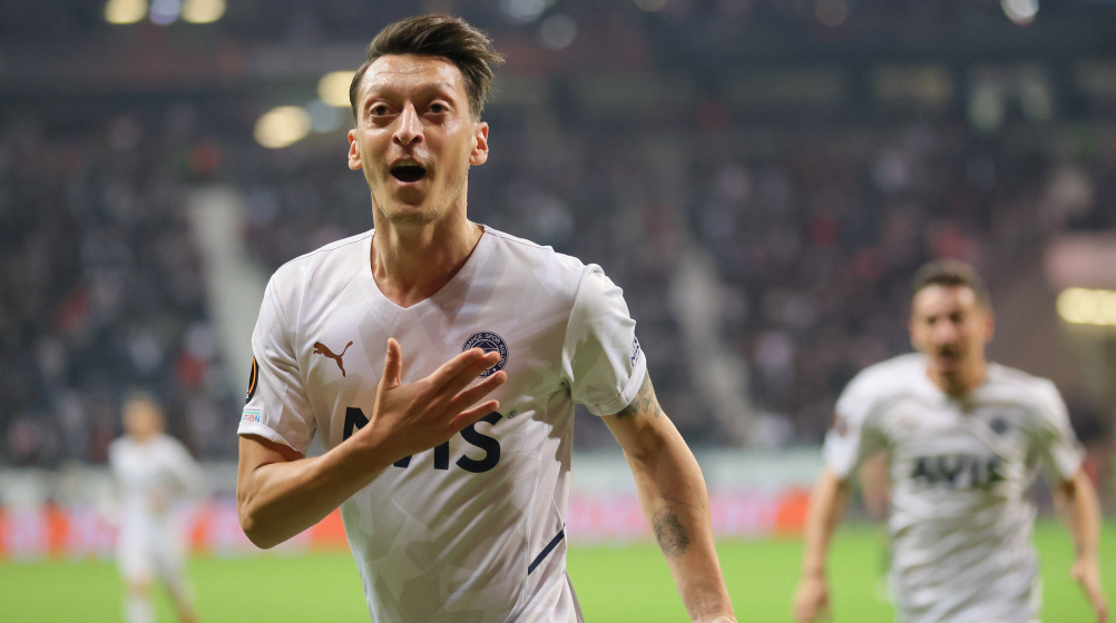 Berater bestätigt: Mesut Özil wird bis Vertragsende bei Fenerbahce bleiben