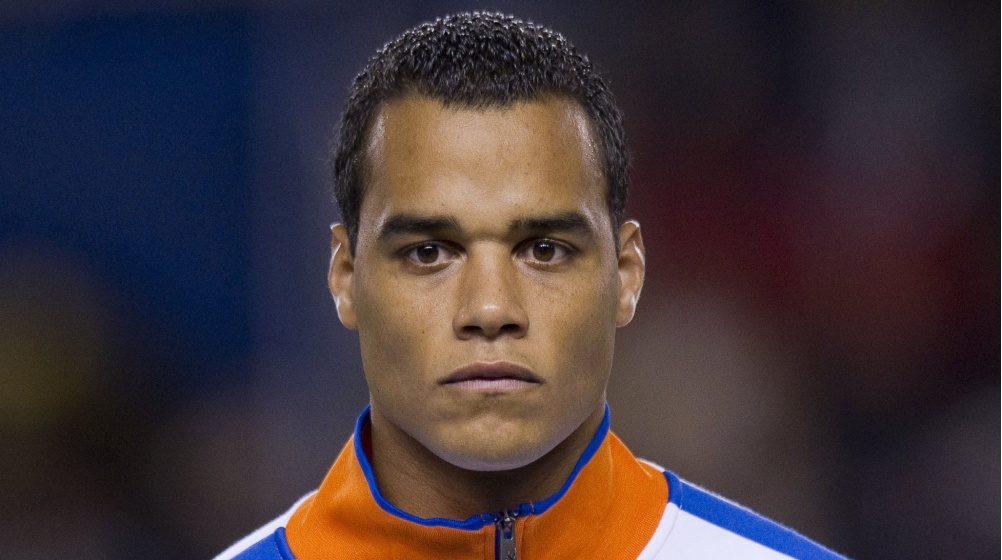 Former Tottenham and Swansea keeper: Vorm retires from football