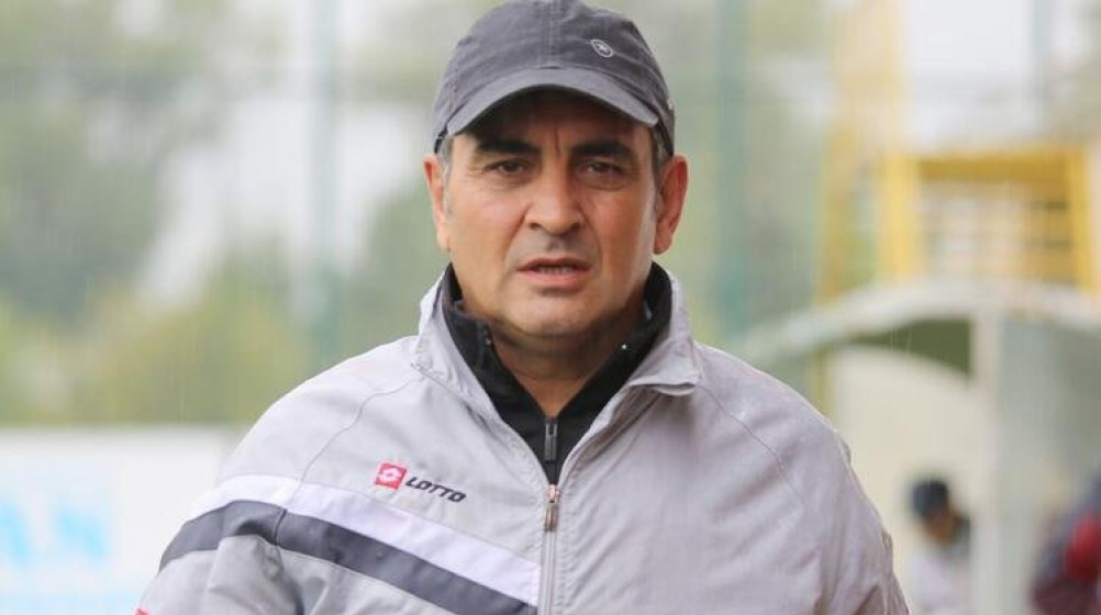 Sivas Belediyespor’da teknik direktörlük görevini yürüten Namık Altunsoy ile yollar ayrıldı