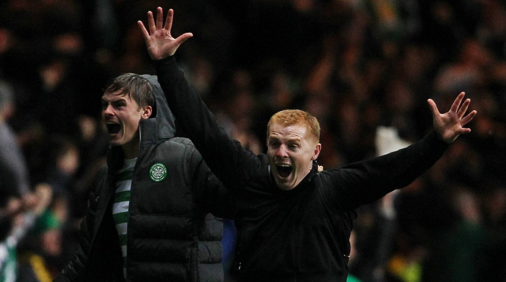 Achterstand op Rangers te groot: Celtic-coach Lennon neemt ontslag