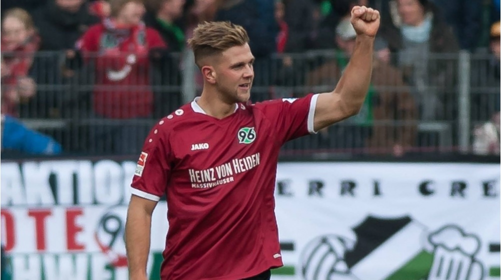 Füllkrug schießt 96 mit drei Toren zum Sieg - HSV verliert zum Jahresstart