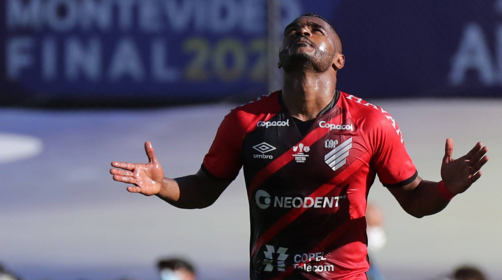  Athletico-PR bezwingt RB Bragantino im Copa-Sudamericana-Finale