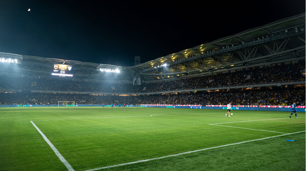 19 Jahre ohne eigenes Stadion: AEK Athen feiert Einweihung der OPAP Arena