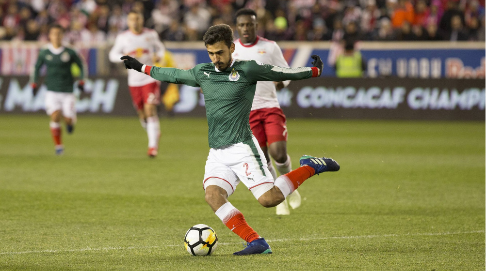 Oswaldo Alanís - Monterrey and unnamed MLS team chase Chivas defender