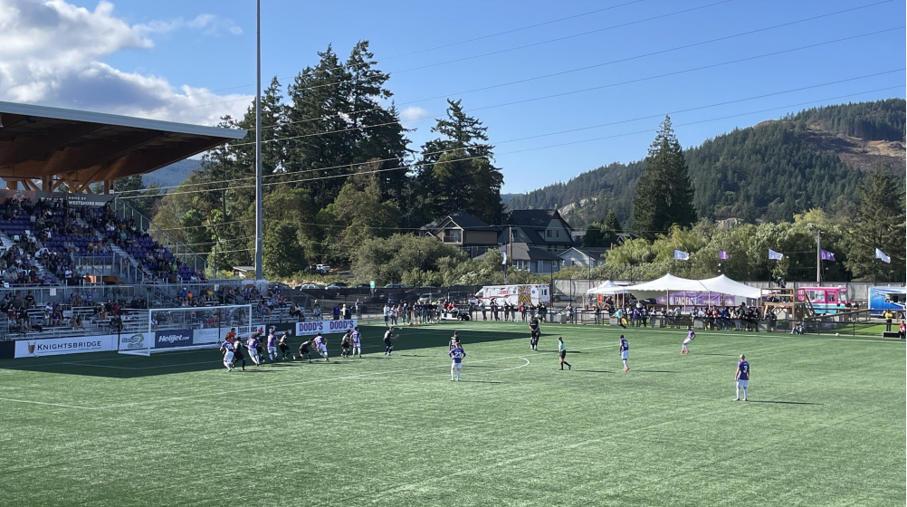 Terran Campbell brace secures 3 points - Pacific FC beat Valour FC to go top of the table