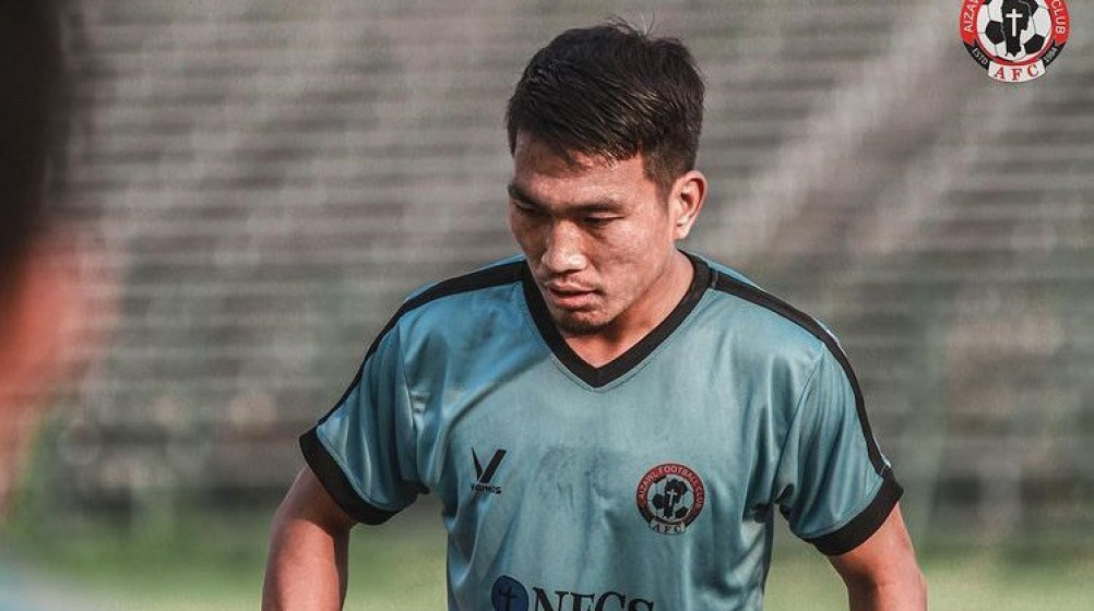 Laldinpuia joins Jamshedpur FC - Aizawl defender signs a 3-year deal 
