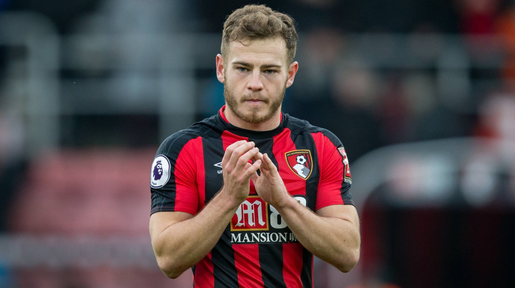 Fraser rejects short-term Bournemouth contract extension - Four other players agree new deals
